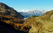 29 Valle di Corno, Lago Pian Casere con vista in Pegherolo